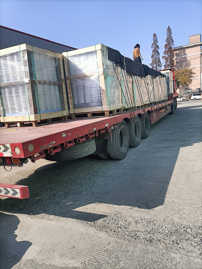 GREP環(huán)氧卷材深受客戶歡迎，產(chǎn)品大量出貨